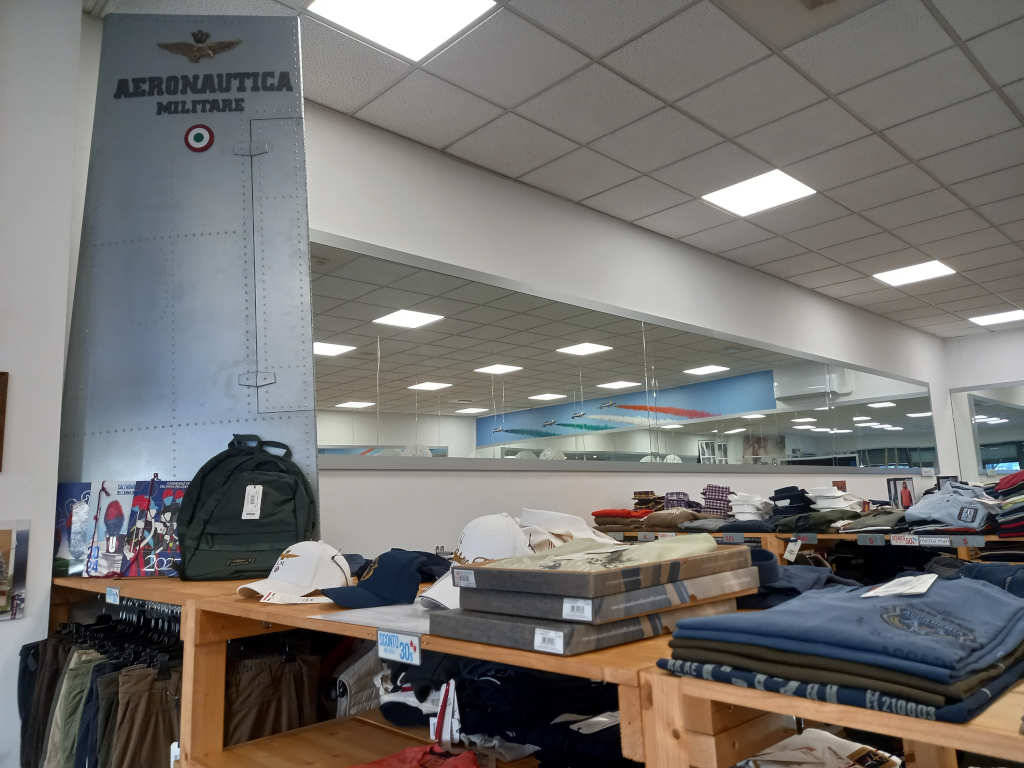 Nuove collezioni primavera/estate 2025 - Aeronautica Militare
